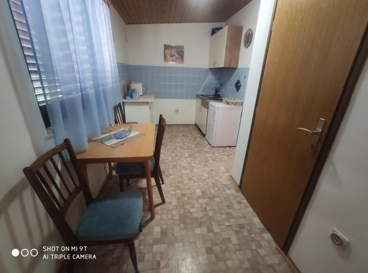 Apartmani Svajka 巴斯卡 外观 照片